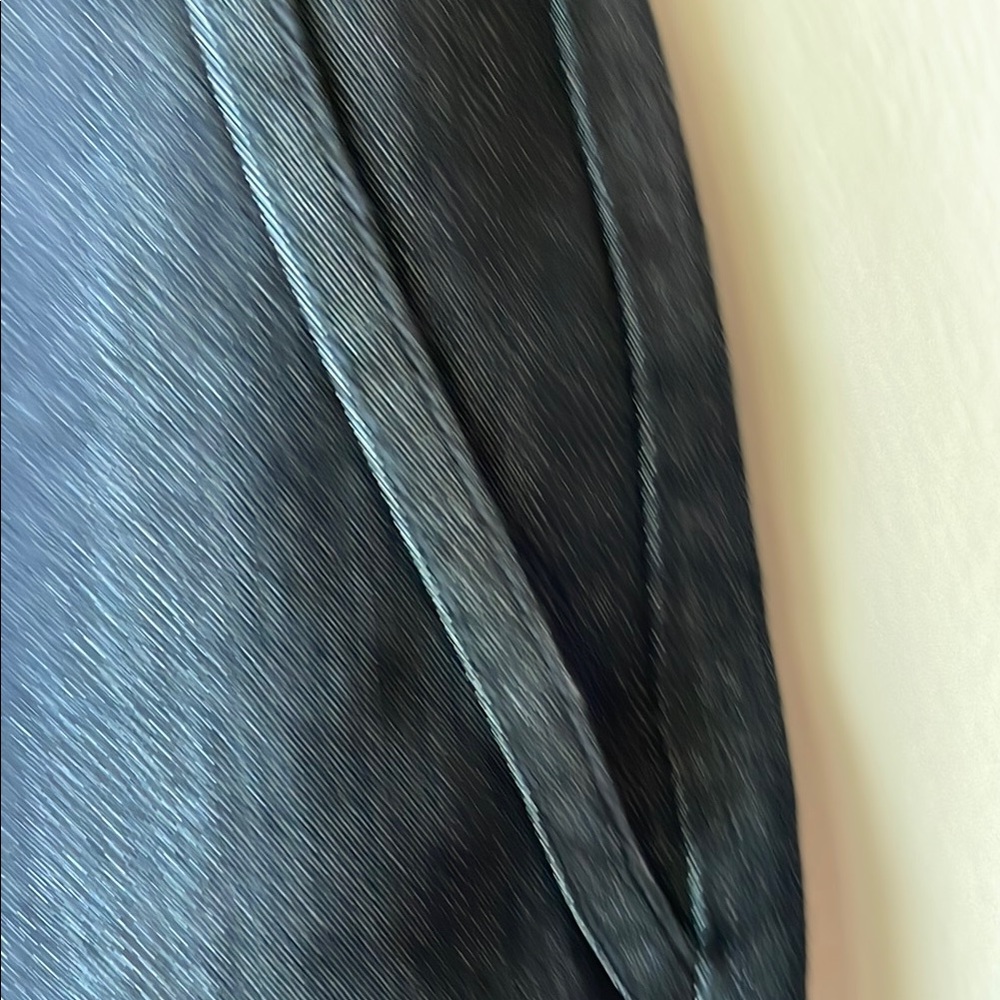 Roz & Ali Dark Denim Pencil Skirt Size 2 - Picture 4 of 7